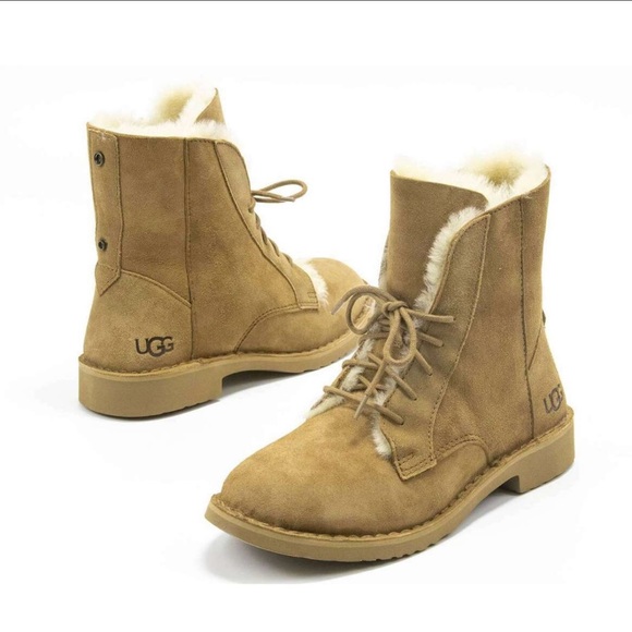 UGG Quincy Women Suede Sheepskin Lined Combat Boots - Picture 3 of 3